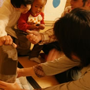 気軽に参加できる備前焼アート「ひとにぎりのいのり」。木村さんが窯入れをして届けてくれます。