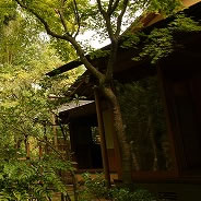 よーくよーく目を凝らしてみると、ほら。こんなとこにもアートが溶け込んでいます。