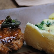 毎回内容が変わるnanacafeのおむすびランチ。今回も旬の素材いっぱいで、お客さまにも大好評でした。