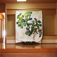 今回は前回までとちょっと雰囲気の異なるOKAYAMA 中丼 CREWの展示。テーマは「絶滅」でした。